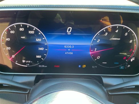 Used 2024 Mercedes-Benz GLC 300 4MATIC image 18