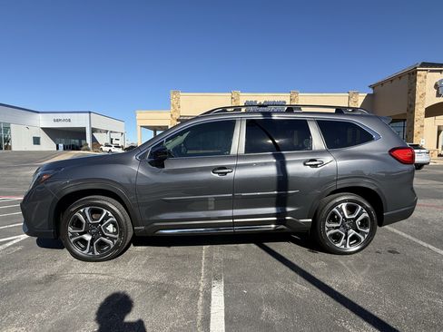 New 2026 Subaru Ascent Limited image 4
