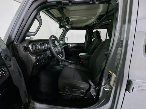 Used 2023 Jeep Wrangler Unlimited w/ 8.4" Radio Group AWD/4WD image 13