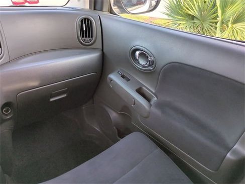Used 2013 Nissan Cube 1.8 SL w/ Interior Designer Pkg image 14
