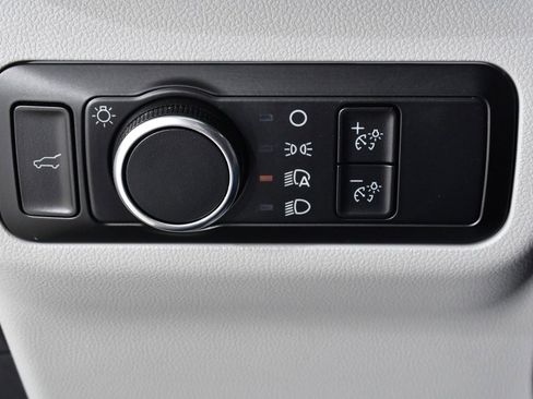 Used 2023 Ford Escape Active image 32