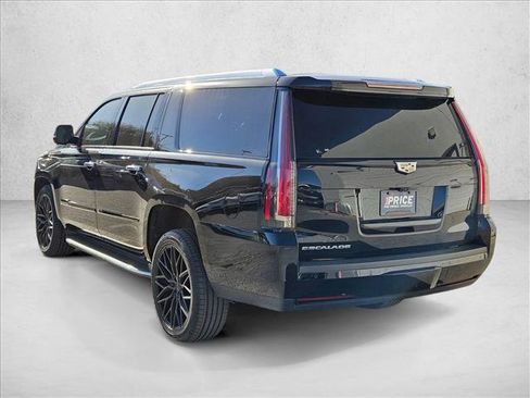 Used 2020 Cadillac Escalade ESV Luxury w/ Escalade Sport Edition image 4