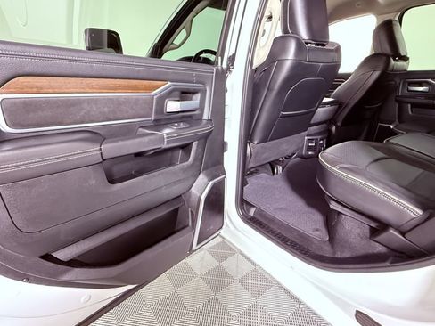 Used 2024 RAM 2500 Laramie w/ Safety Group AWD/4WD image 22
