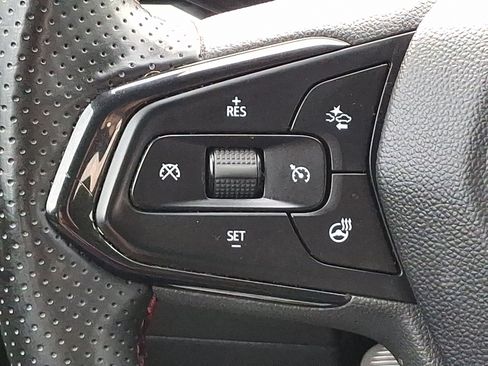 Used 2024 Chevrolet Trax RS w/ Driver Confidence Package FWD image 21