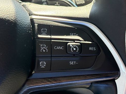 Used 2021 Jeep Grand Cherokee L Limited w/ Luxury Tech Group II AWD/4WD image 28