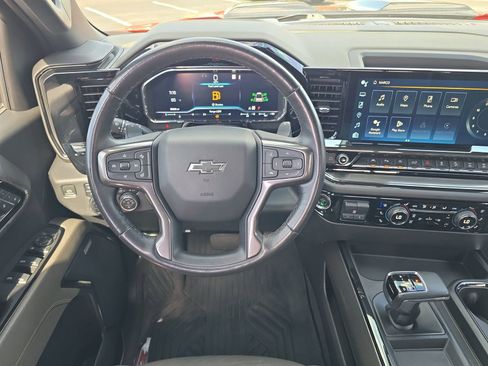 Used 2023 Chevrolet Silverado 1500 ZR2 AWD/4WD image 10