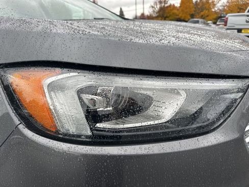 Used 2022 Ford Edge SEL image 9