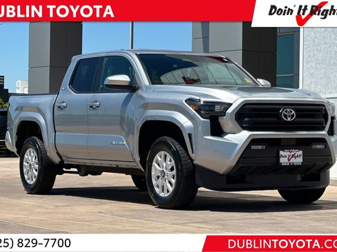 Used 2024 Toyota Tacoma SR5 AWD/4WD image 1