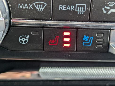 Used 2025 Ford F150 King Ranch AWD/4WD image 23