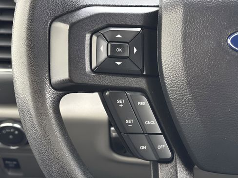 Used 2019 Ford F150 XLT image 41