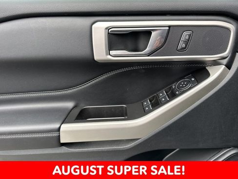 Used 2021 Ford Explorer XLT w/ Equipment Group 202A RWD image 10