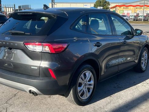 Used 2020 Ford Escape S image 5