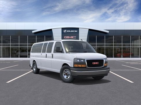 New 2026 GMC Savana 3500 LT RWD image 19