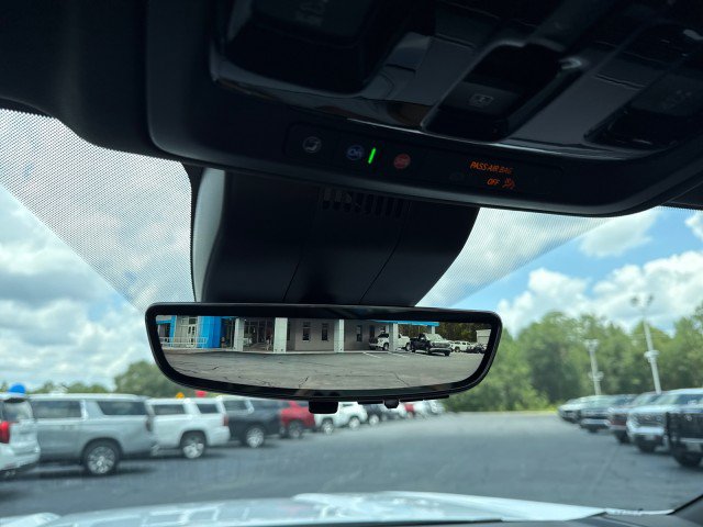 New 2026 GMC Yukon XL AT4 Ultimate AWD/4WD image 28