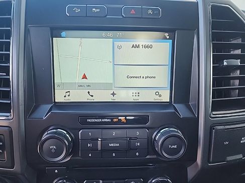 Used 2018 Ford F150 XLT w/ Equipment Group 302A Luxury AWD/4WD image 18