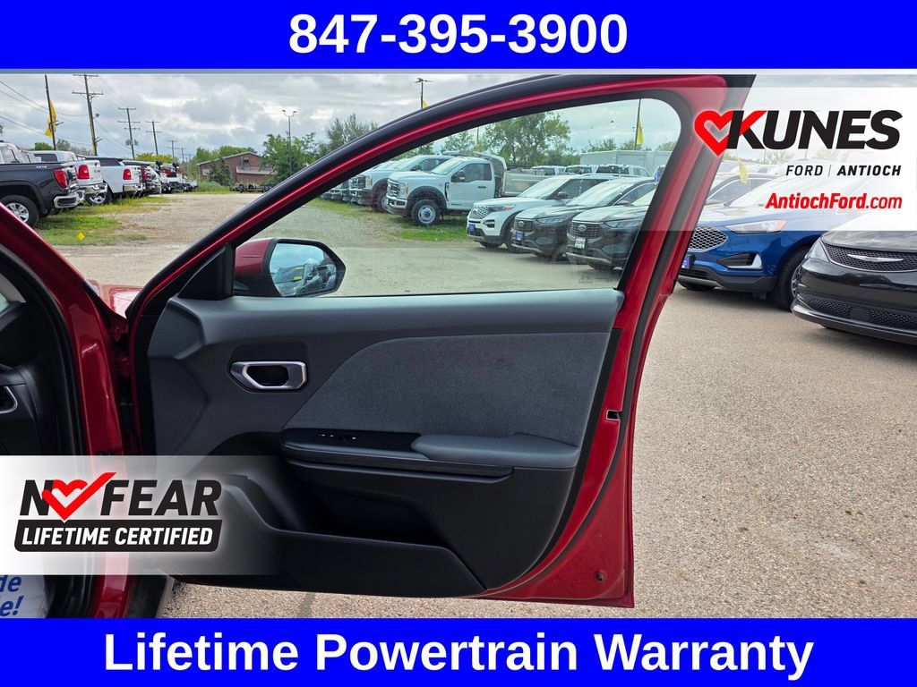 Used 2025 Kia K4 EX FWD image 33