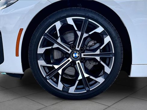 Used 2026 BMW 230i Coupe w/ Convenience Package RWD image 10