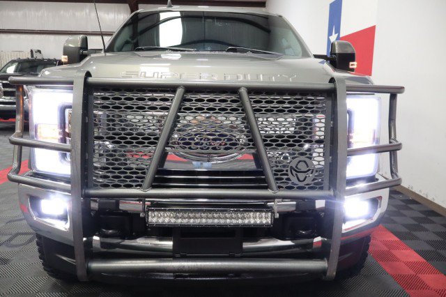 Used 2019 Ford F250 Lariat w/ Lariat Ultimate Package AWD/4WD image 26
