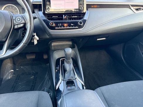 Used 2021 Toyota Corolla SE image 17