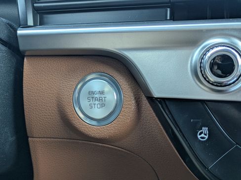 Certified 2024 Kia Telluride EX X-Line AWD/4WD image 32