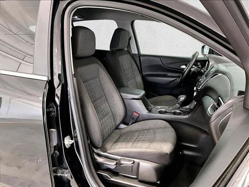Used 2023 Chevrolet Equinox LT AWD/4WD image 9
