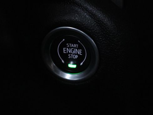 Used 2020 Chevrolet Silverado 1500 RST AWD/4WD image 20