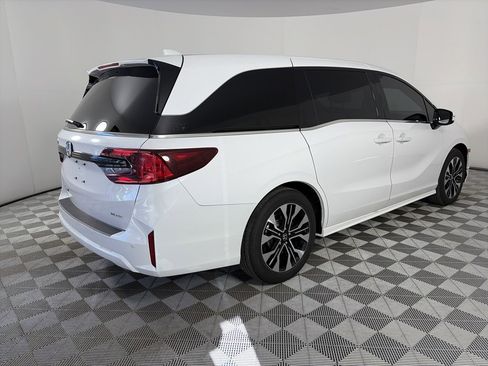Used 2025 Honda Odyssey Elite image 7