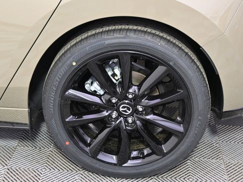 Used 2025 MAZDA MAZDA3 Carbon image 20