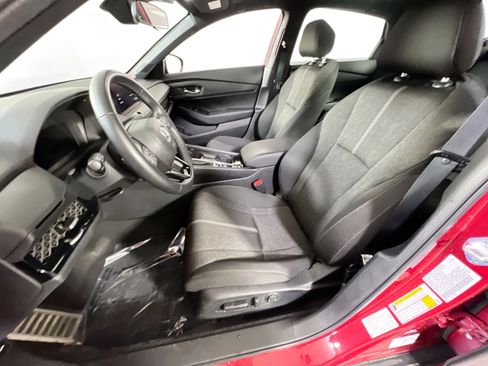 Used 2025 Honda Accord Sport image 19