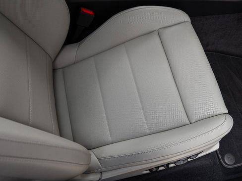 New 2025 Porsche Macan Turbo Electric image 46