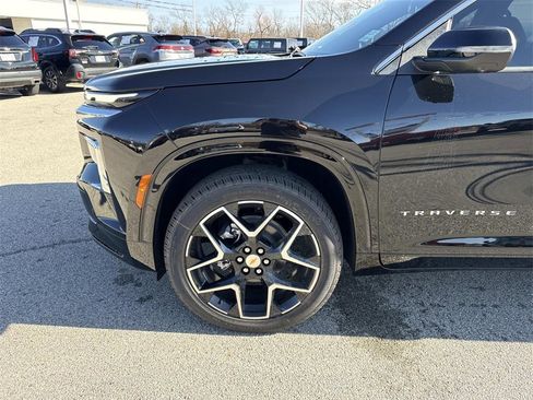 New 2026 Chevrolet Traverse High Country image 30