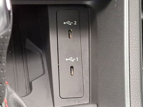 Used 2025 Audi Q3 2.0T Premium Plus w/ Premium Plus Package image 27