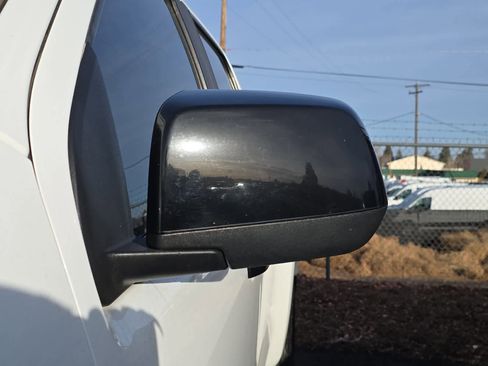 Used 2018 Chevrolet Colorado LT image 9