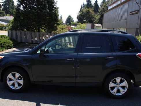 Used 2014 Subaru Forester 2.5i Premium w/ Popular Package #2 AWD/4WD image 14