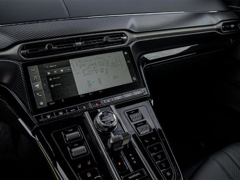 New 2026 Aston Martin V8 Vantage Roadster image 26