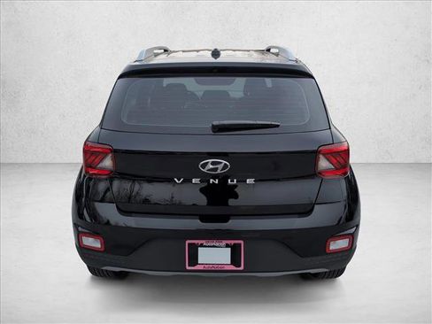 New 2026 Hyundai Venue SEL FWD image 8