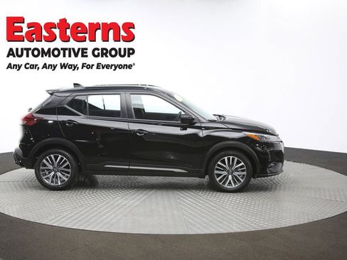 Used 2024 Nissan Kicks SR FWD image 45