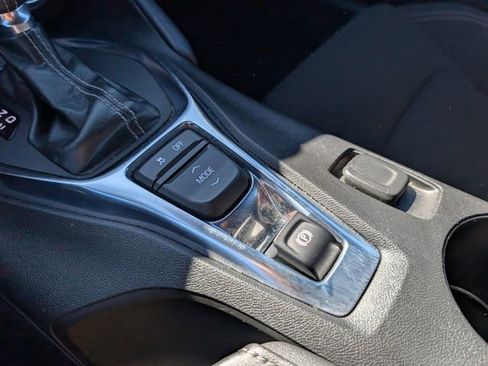 Certified 2023 Chevrolet Camaro LT image 23