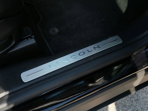 Used 2023 Lincoln Corsair AWD w/ Equipment Group 101A image 23