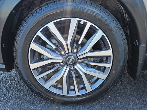 Used 2023 Nissan Kicks SV FWD image 28