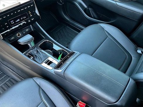 Used 2024 Hyundai Santa Cruz Night image 15