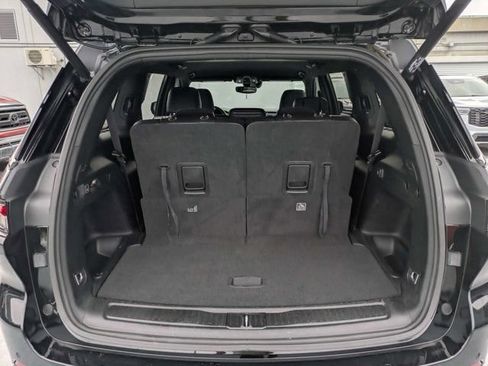 Used 2023 Jeep Grand Cherokee L Laredo AWD/4WD image 12