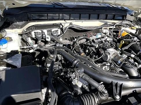 New 2025 Ford Bronco Outer Banks w/ Sasquatch Package image 10