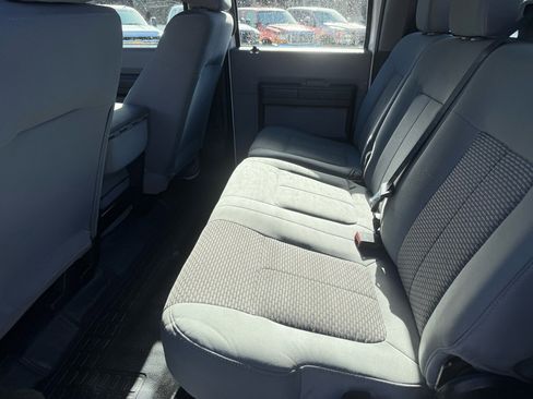 Used 2012 Ford F550 4x4 Crew Cab Super Duty w/ PWR Equipment Group image 11