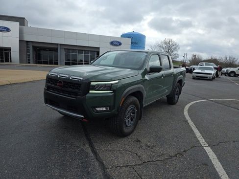 Used 2026 Nissan Frontier PRO-4X w/ Pro-4x Convenience Package image 7