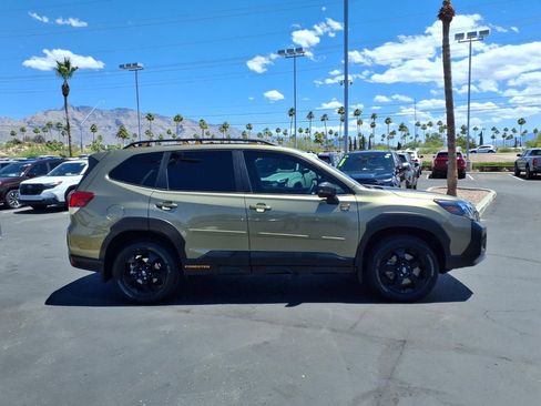 Used 2024 Subaru Forester Wilderness w/ Convenience Package AWD/4WD image 10