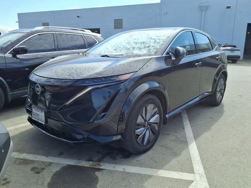 Certified 2023 Nissan Ariya FWD image 9