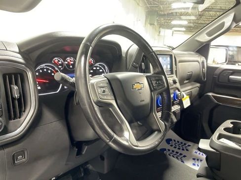 Used 2022 Chevrolet Silverado 1500 LT image 14