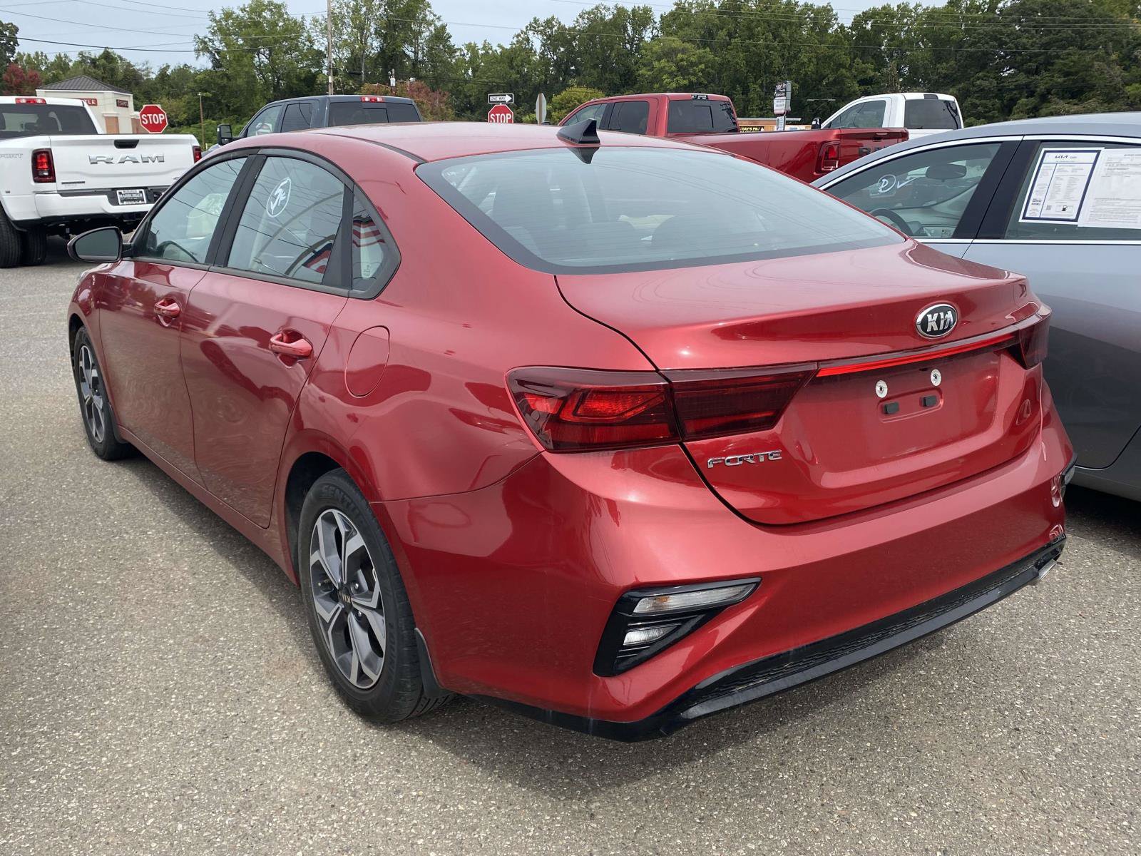 Used 2019 Kia Forte LXS FWD image 6