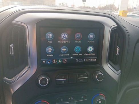 Used 2022 Chevrolet Silverado 1500 LT w/ Z71 Off-Road Package image 20